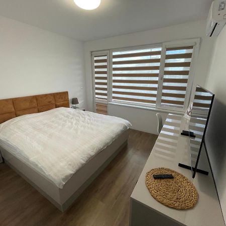 Dety'S Apartment Burgas Exterior photo