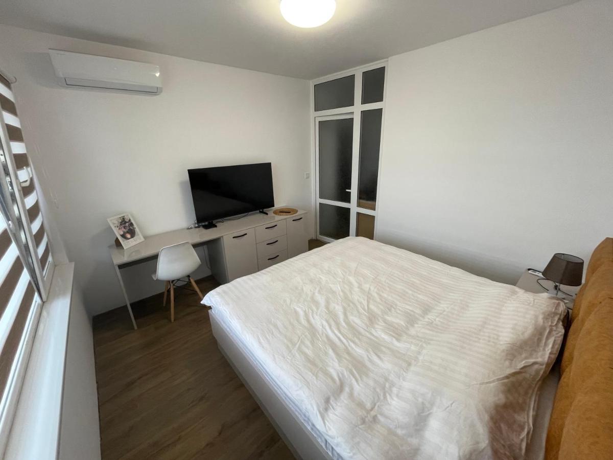 Dety'S Apartment Burgas Exterior photo