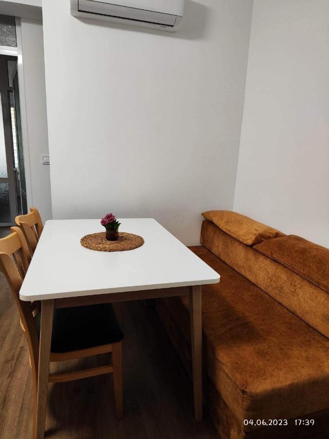 Dety'S Apartment Burgas Exterior photo